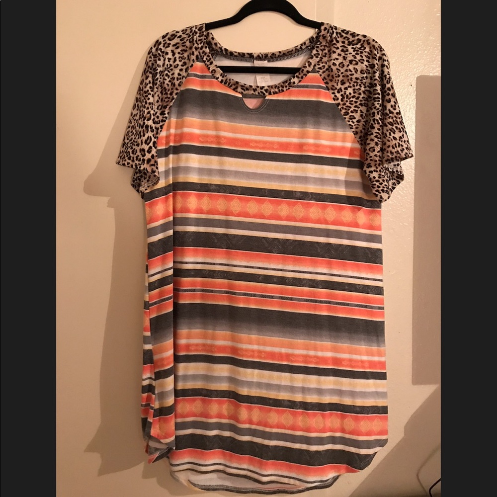 Striped cheetah top